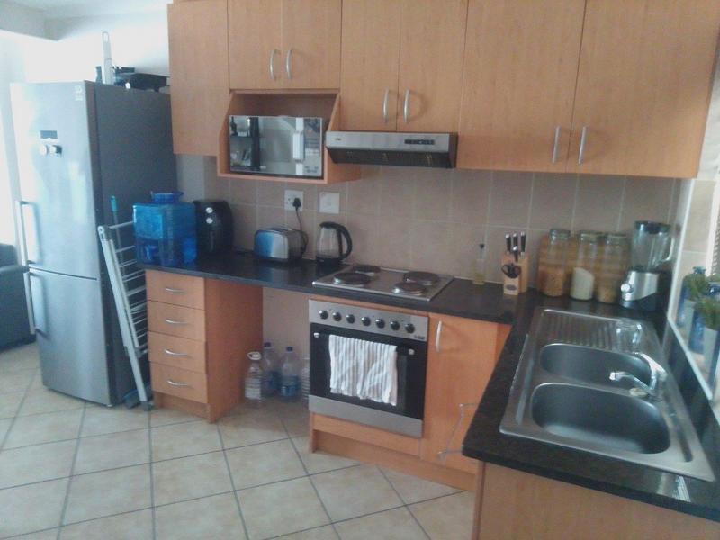 To Let 2 Bedroom Property for Rent in Gordons Bay Western Cape